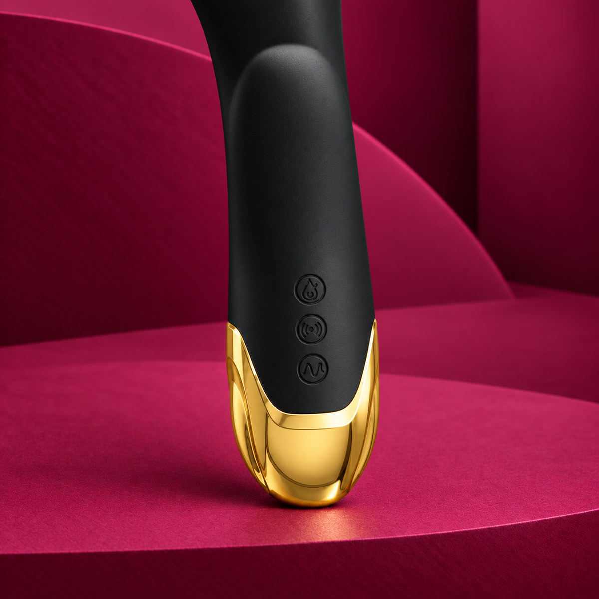 Pretty Love Smart Naughty Play black and gold — control detail