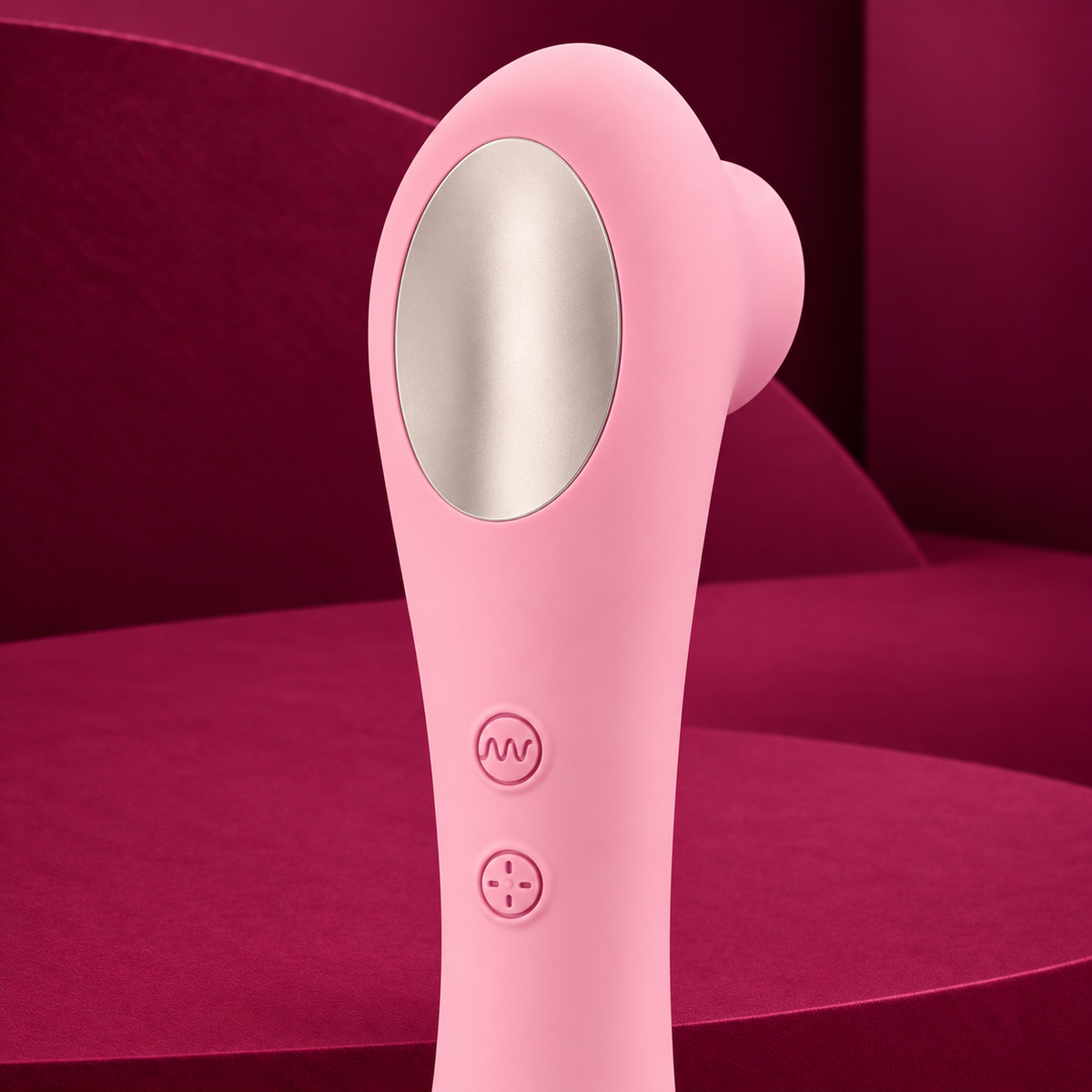Femintimate Daisy Suction Massager & Vibrator, Pink — detail view
