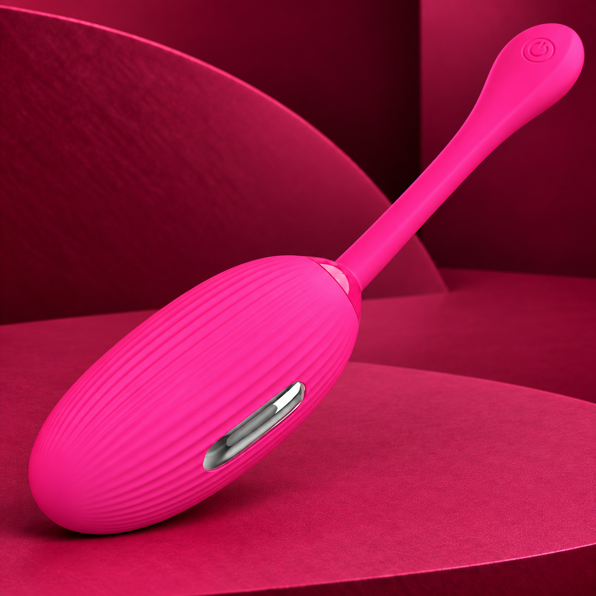 Pretty Love Doreen magenta — integrated control detail