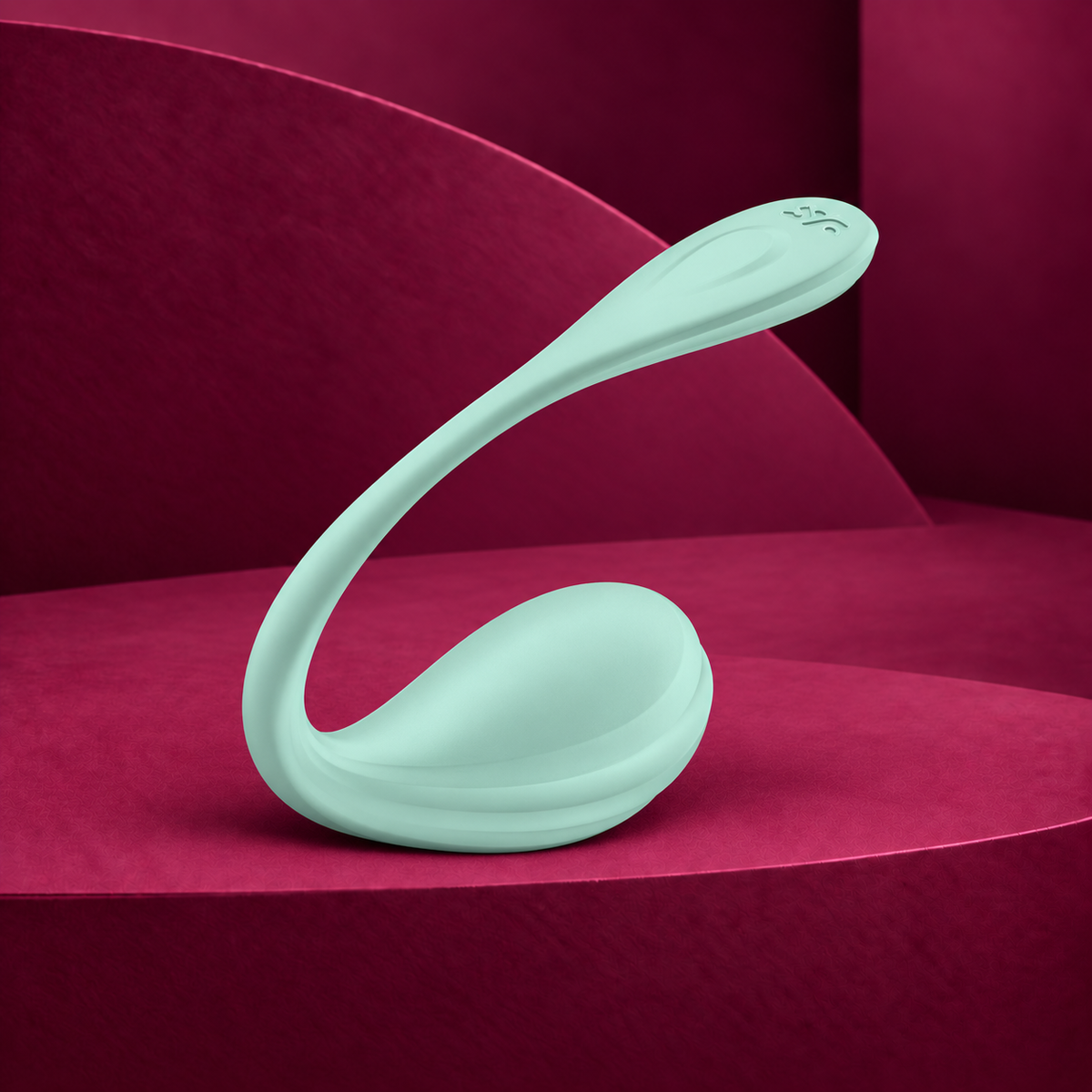 Satisfyer Smooth Petal G-Spot Stimulator with App Control, Water Green