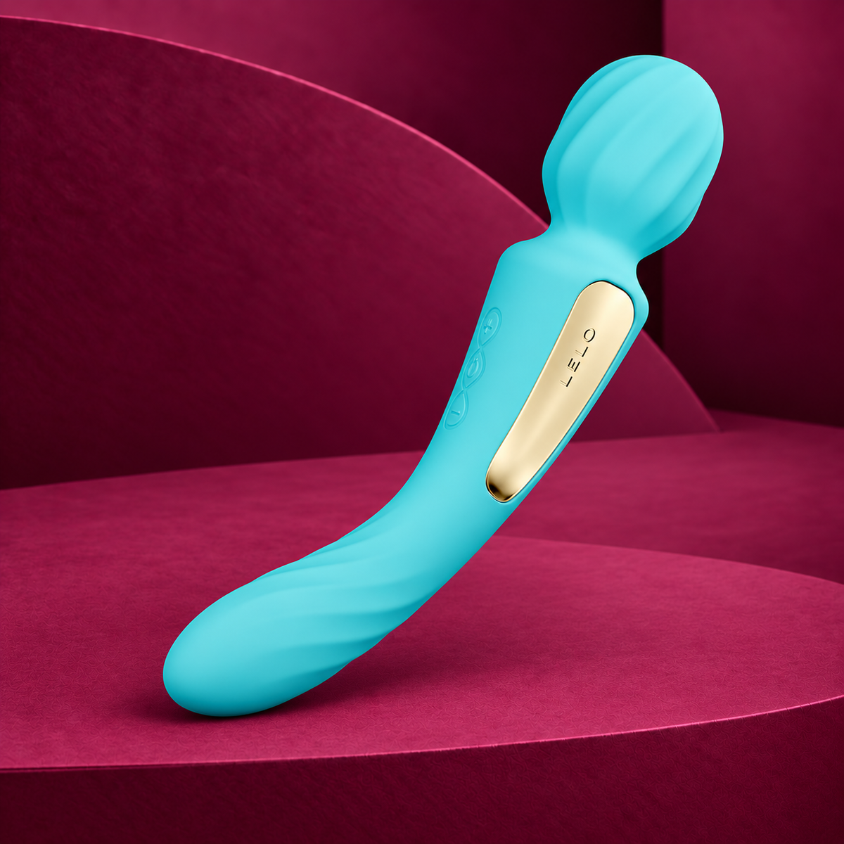 LELO Switch Wanda Dual-Stimulation Vibrator 3 Colors — Aqua