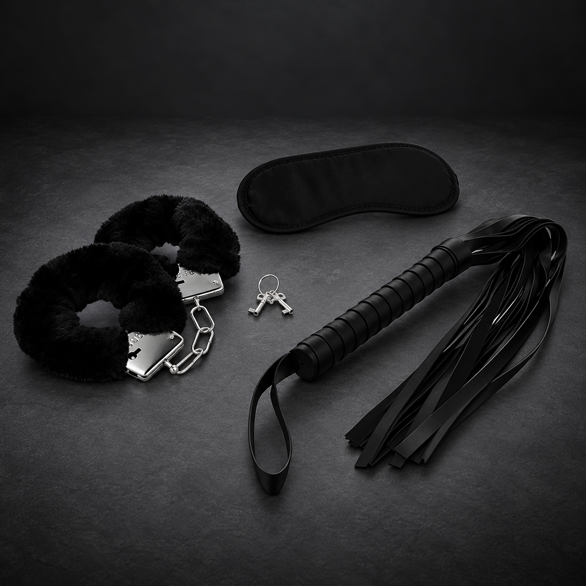 Intense Fetish erotic playset 1 with handcuffs, blind mask and flogger