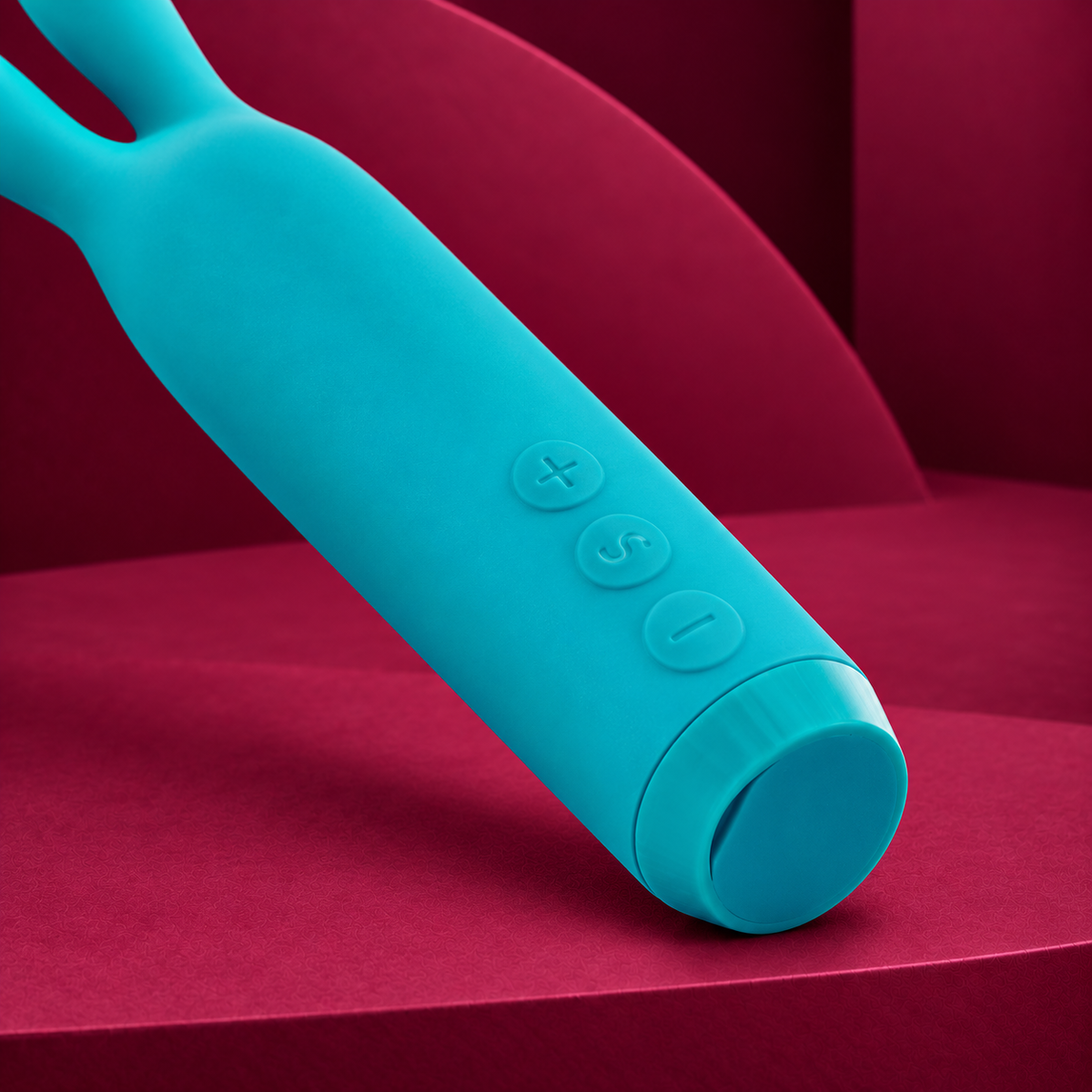 JE Joue Strong Rabbit Bullet Vibrator, Teal — detail view