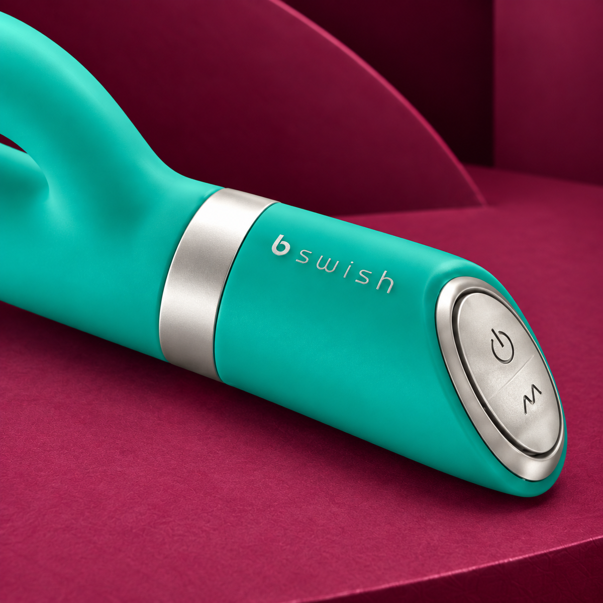 B Swish Bwild Deluxe Bunny Jade – controls detail