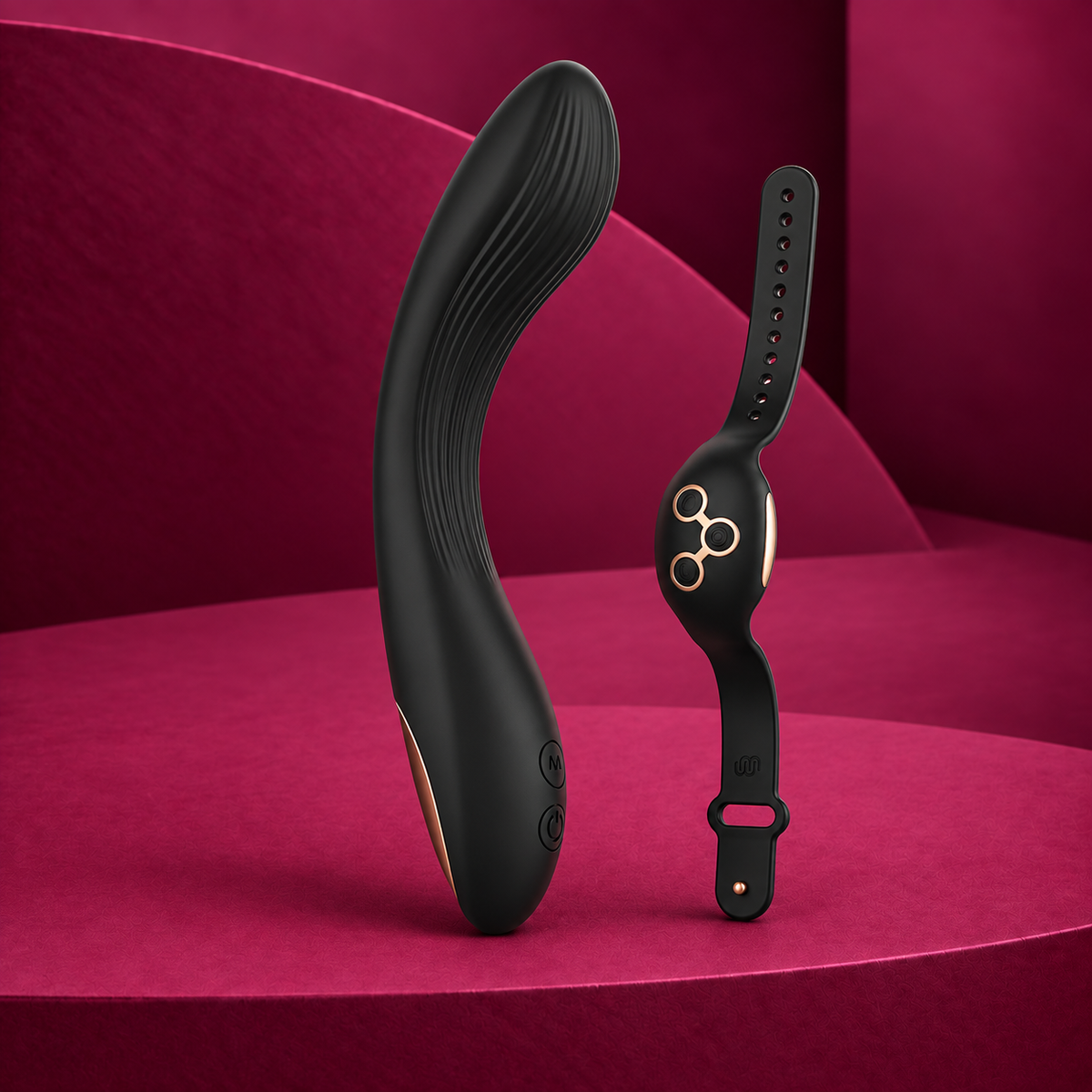 Anne's Desire Curve with WatchMe Remote-Control Technology, Black & Gold