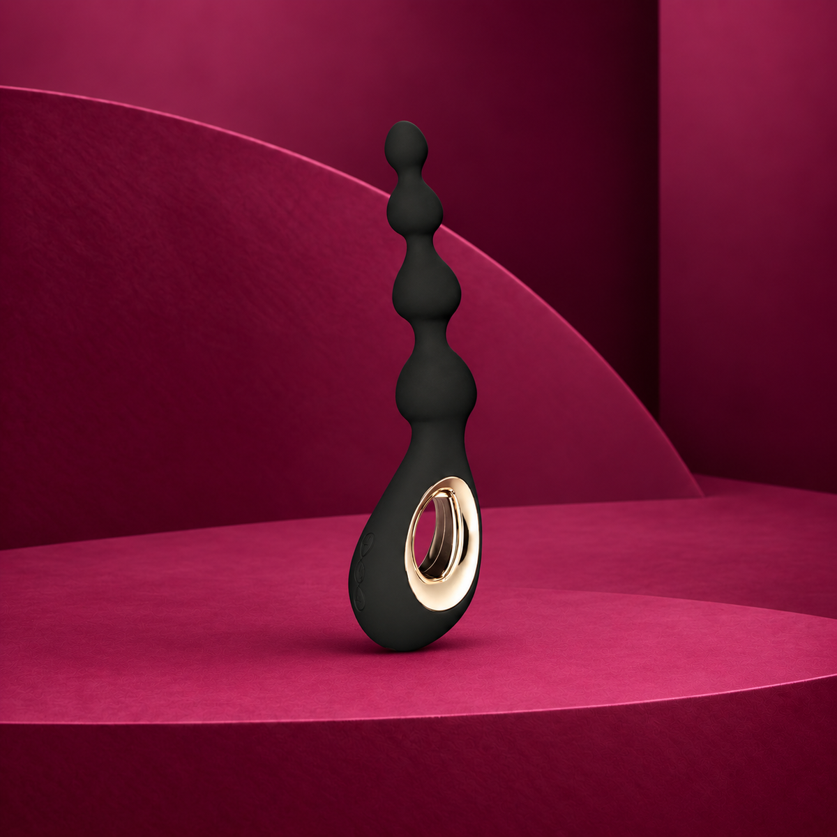 LELO Soraya Beads Anal Massager with 4 Beads 2 Colors — Black