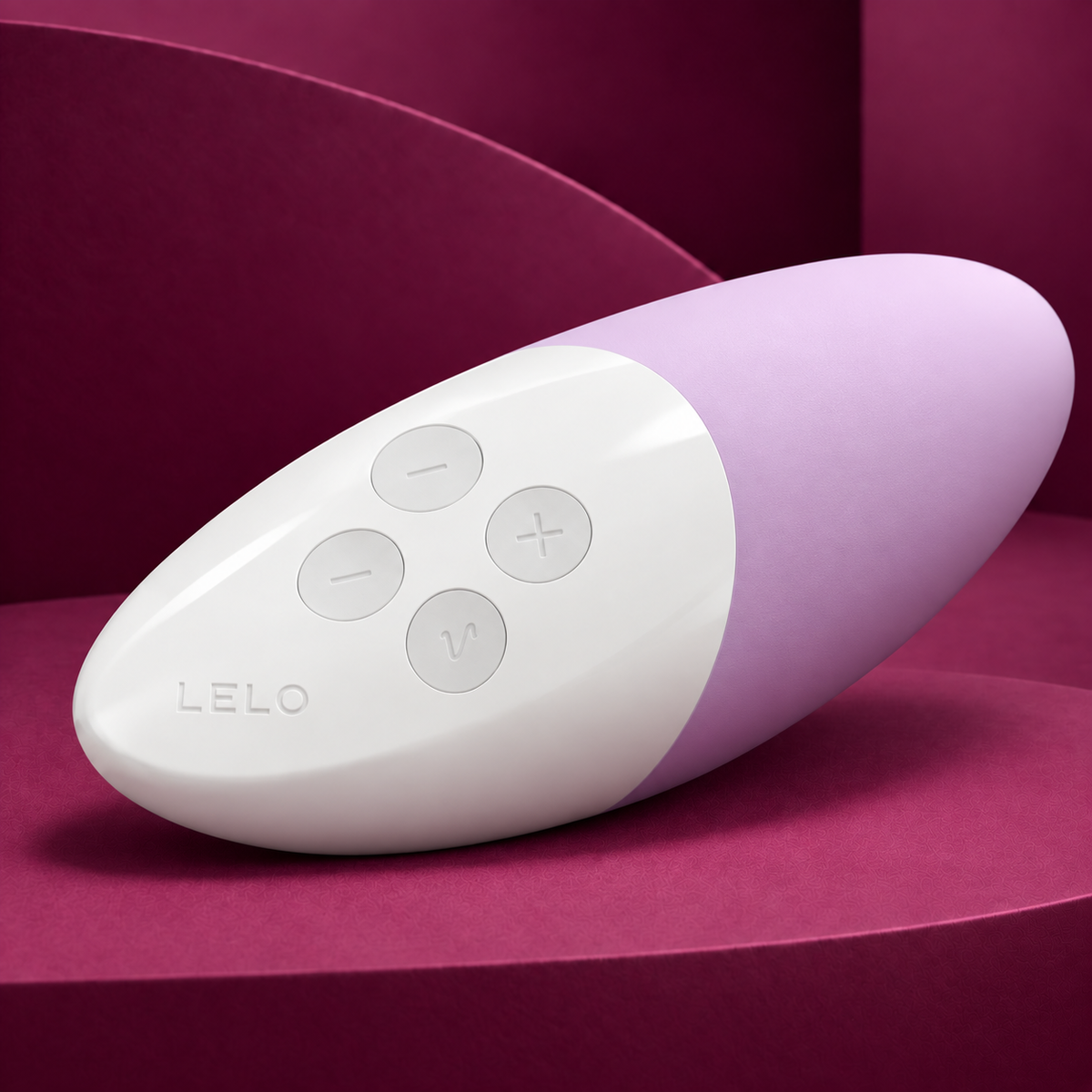 LELO Siri 3 Calm Lavender — controls and material detail