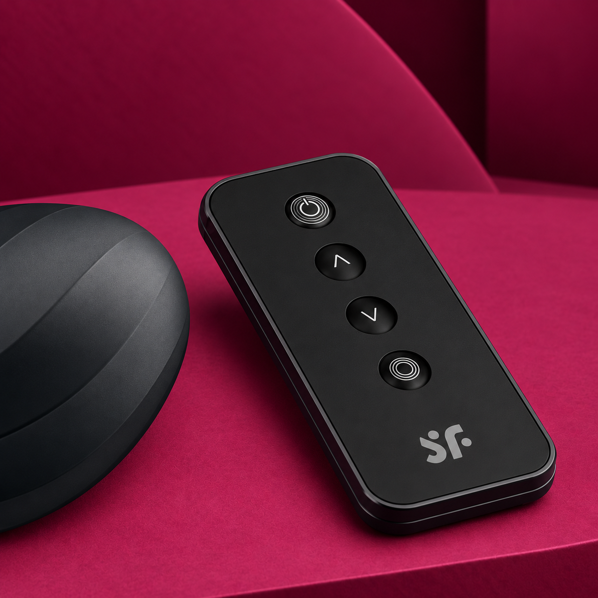 Satisfyer Ribbed petal g point stimulator remote control black free app — detail view