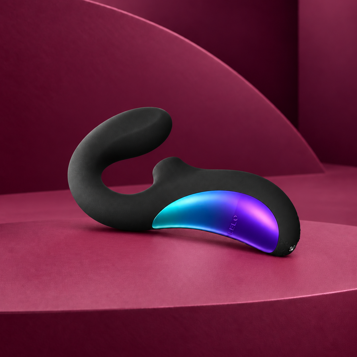 LELO Enigma Wave Triple Vibration Massager Black & Cyber Purple