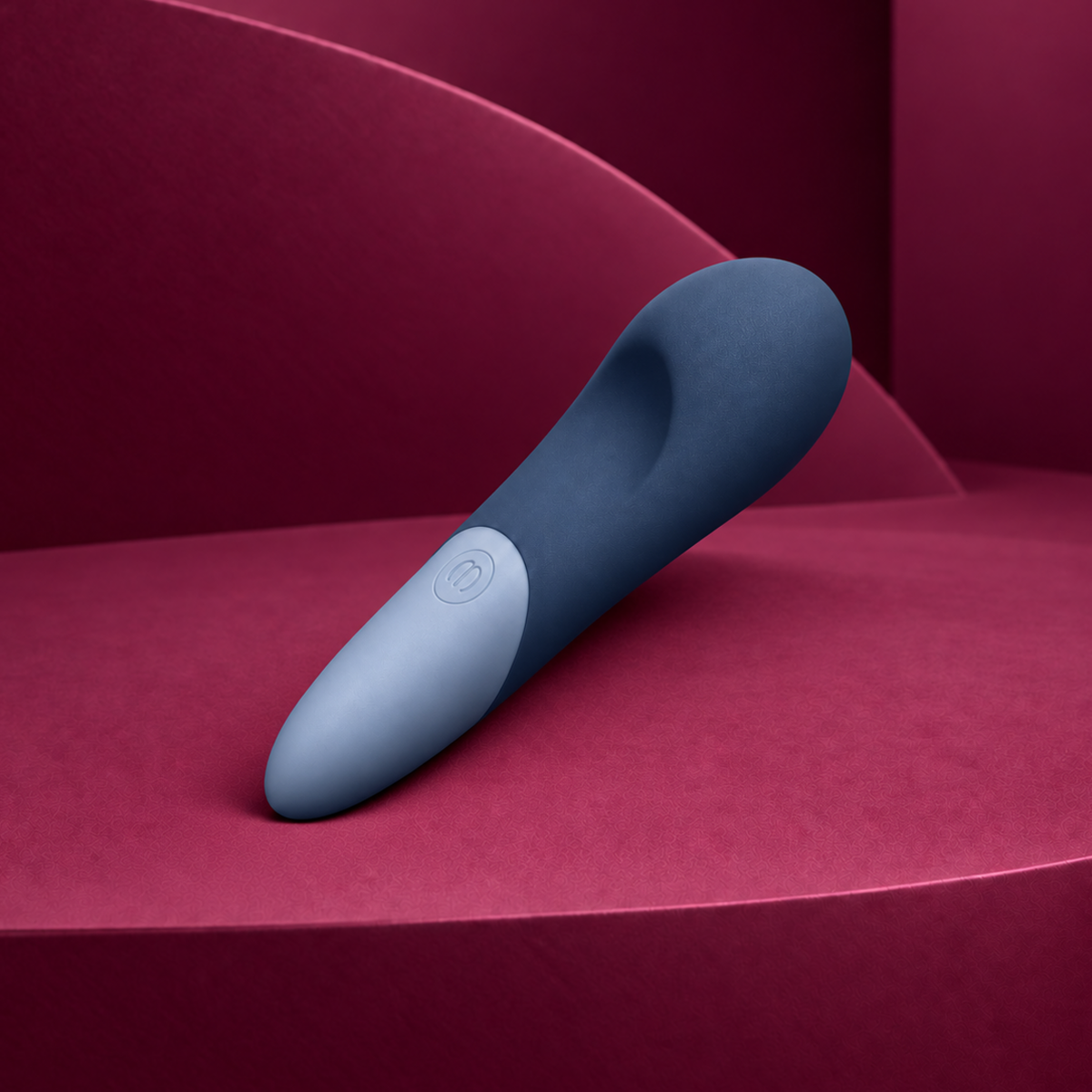Womanizer Vibe Silent Lay-On Vibrator, Dark Blue