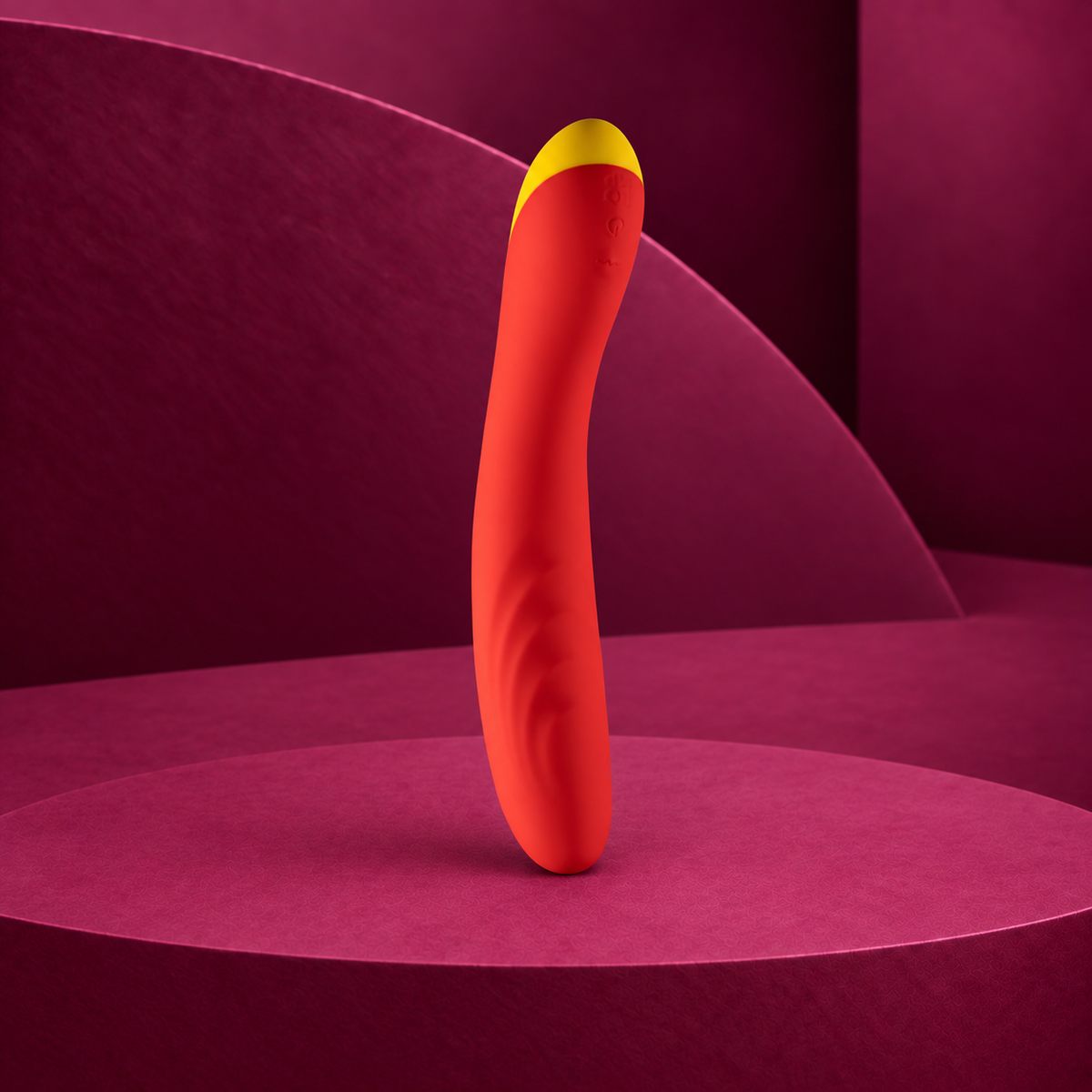 Romp Hype Multifunction G-Spot Vibrator Red