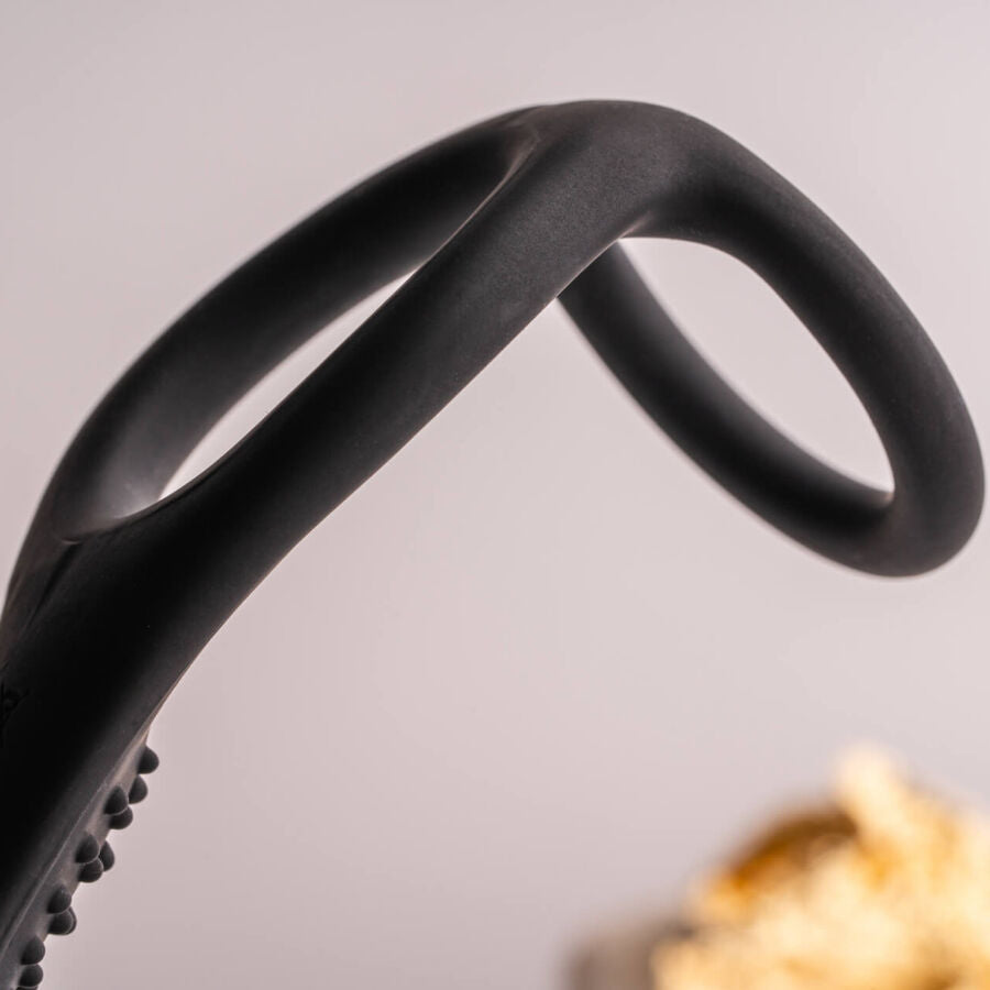 ROCKS-OFF - RO-ZEN RRO ANALNI ČEP SA VIBRIRAJUĆIM PRSTENOM ZA PENIS CRNI