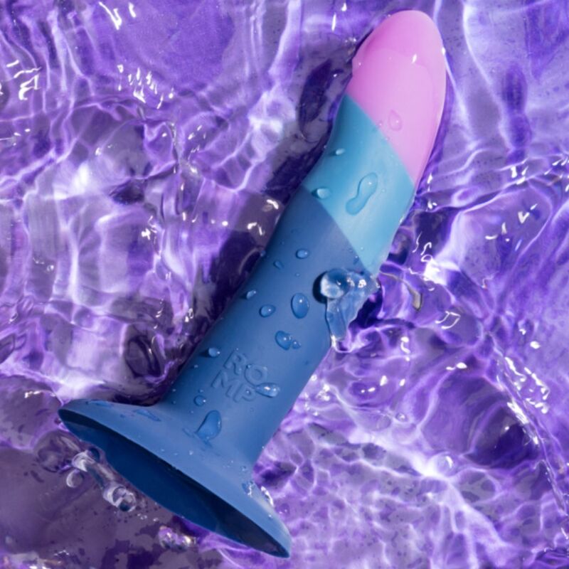 ROMP - PICCOLO SILIKONSKI DILDO SA TROBOJNIM VAKUUMOM 14 CM
