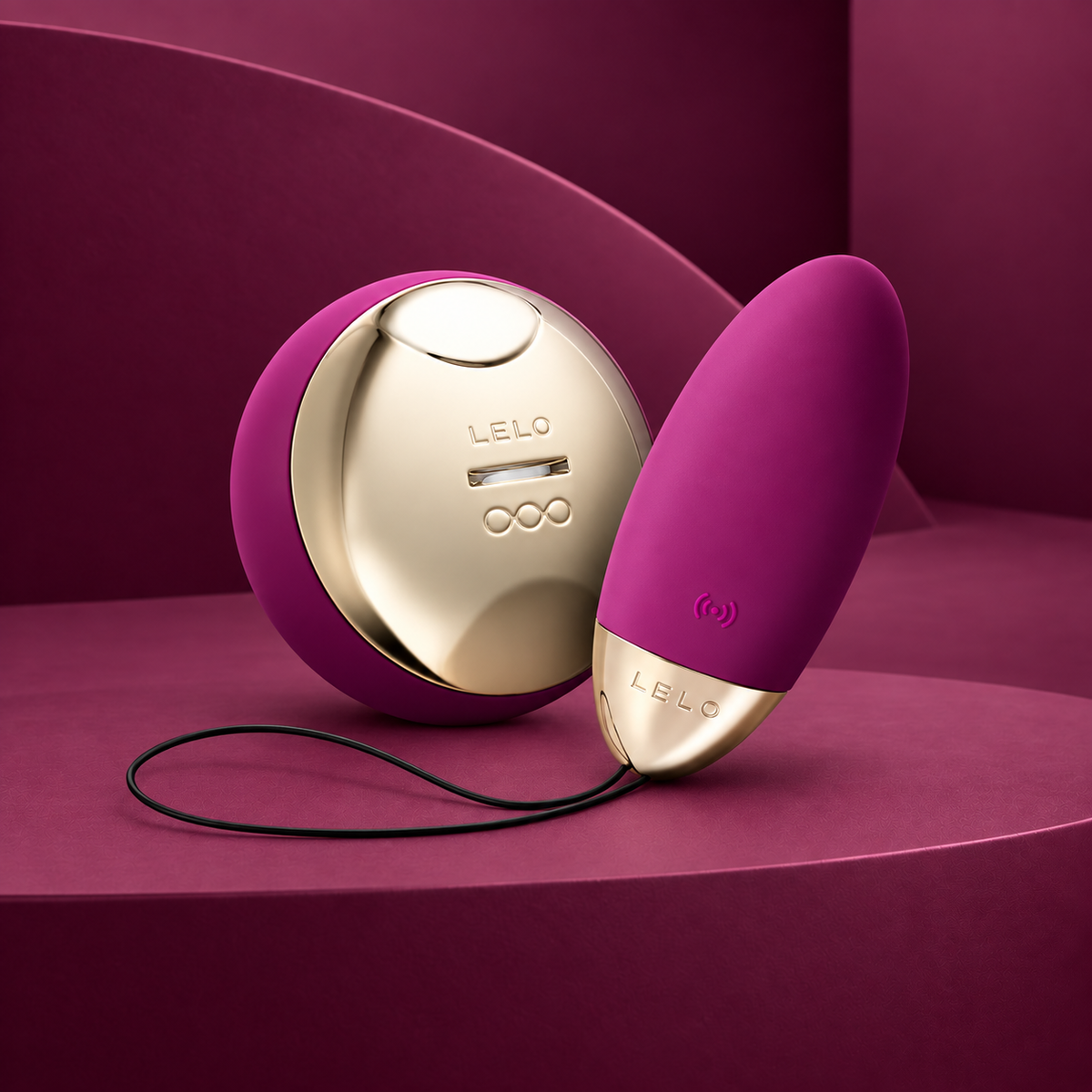LELO Lyla 2 Insignia Design Edition Remote-Controlled Massager — Purple
